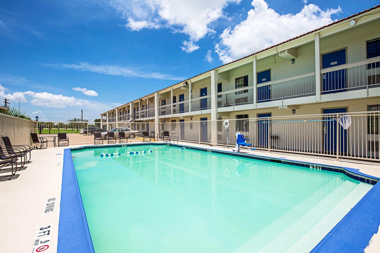 Motel 6 Texas City Exterior foto