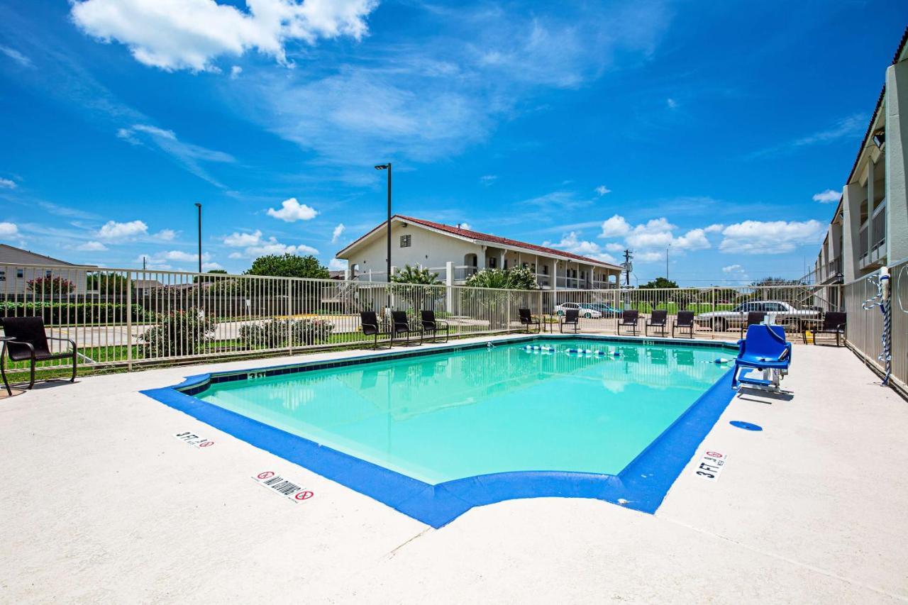 Motel 6 Texas City Exterior foto